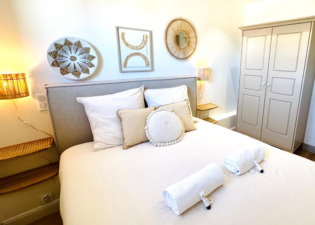 Villa Barquier Antibes Old Town 2min Walk to Beach - 3