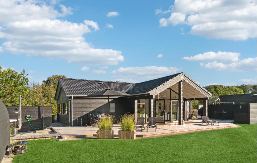 Amazing Home In Glesborg With Wifi, Glesborg