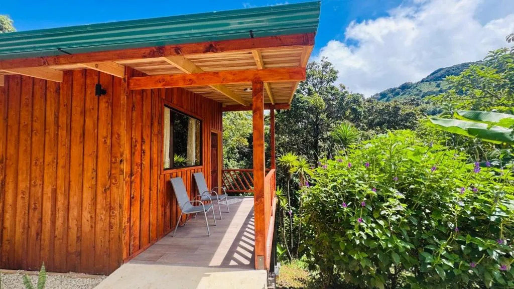 El Toucanet Lodge & Restaurante, hotel v destinaci Copey