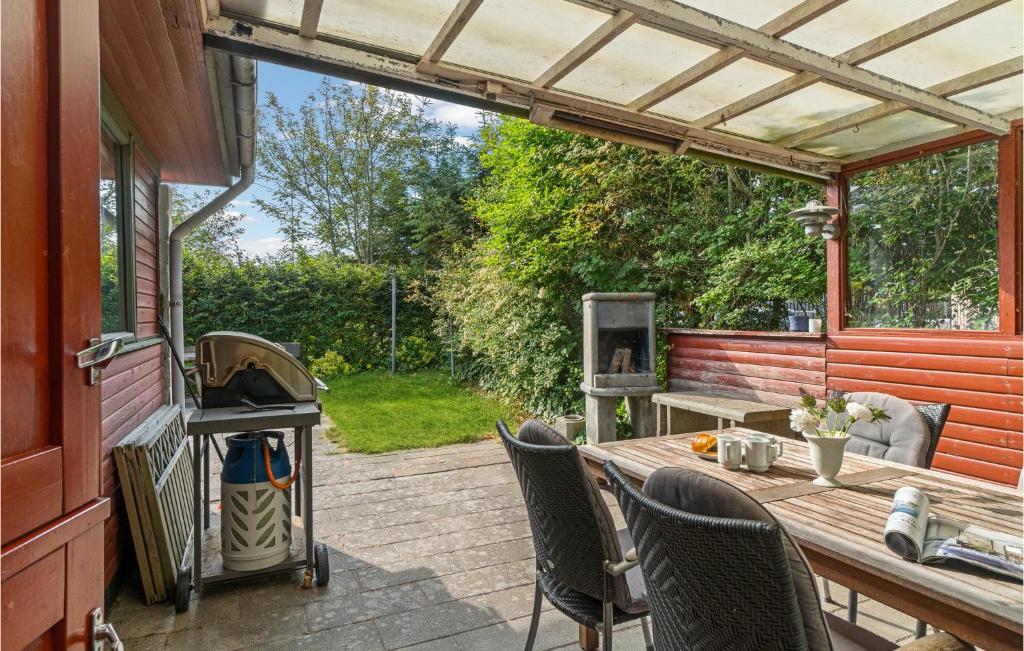 Beautiful Home In Struer With Kitchen, Struer