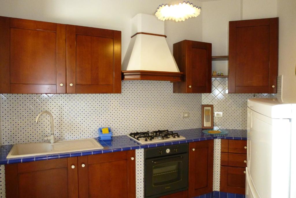 499 - Villetta trilocale nel centro di Marcelli, con giardino, vicino al mare - CLIMATIZZATO, SPIAGGIA INCLUSA - 4
