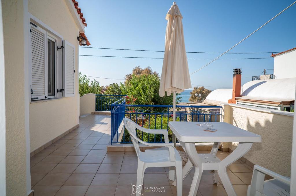 Exterior view, Elli Studios & Apartments in Samos Island