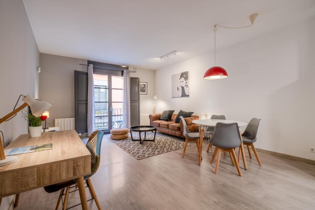 Flateli Jaume Pons, Girona