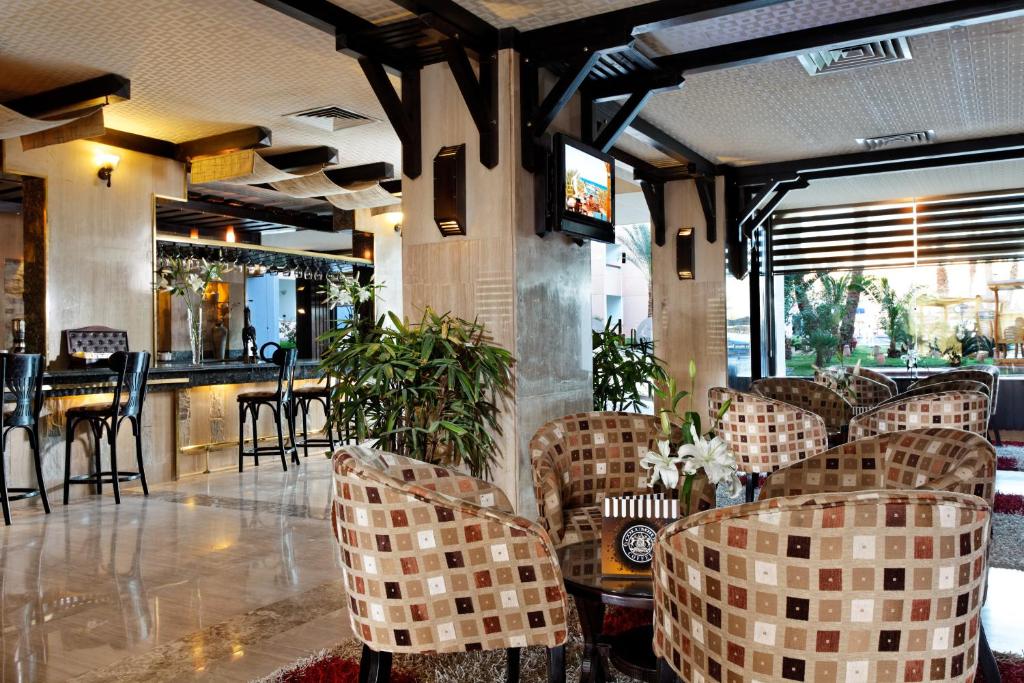 Bar/lounge