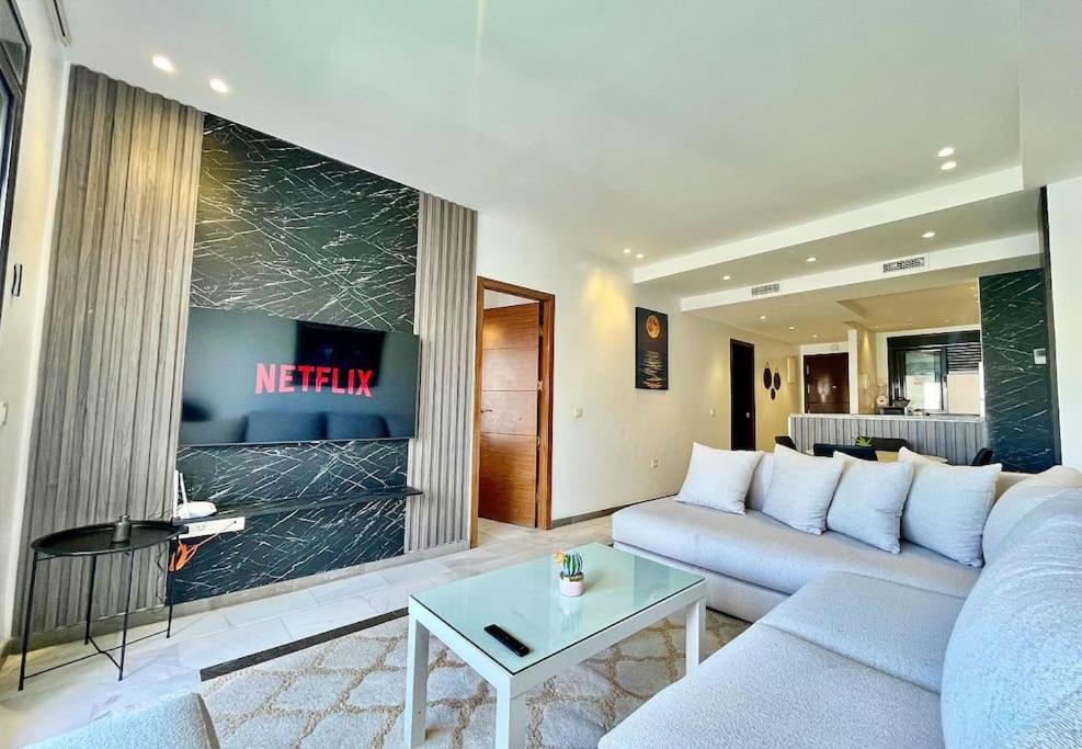 The Terrace Light - 2 BR Near Beach, Tanger