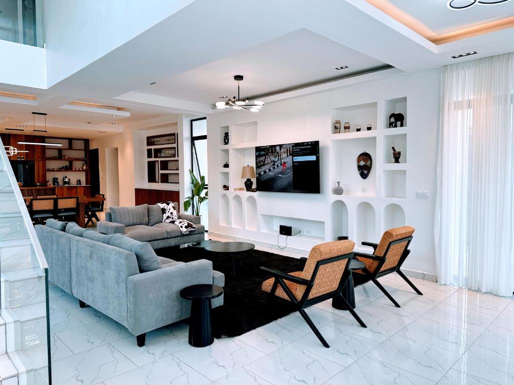 Chez cousine unit 1, Kigali