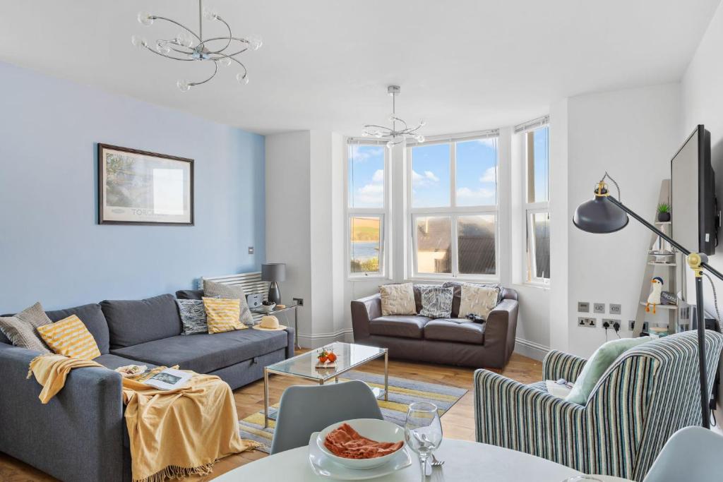 10 At The Beach, Torcross, Torcross