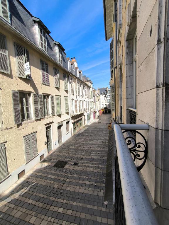 Spacieux-6 pers-bien équipé-quartier du château - 2