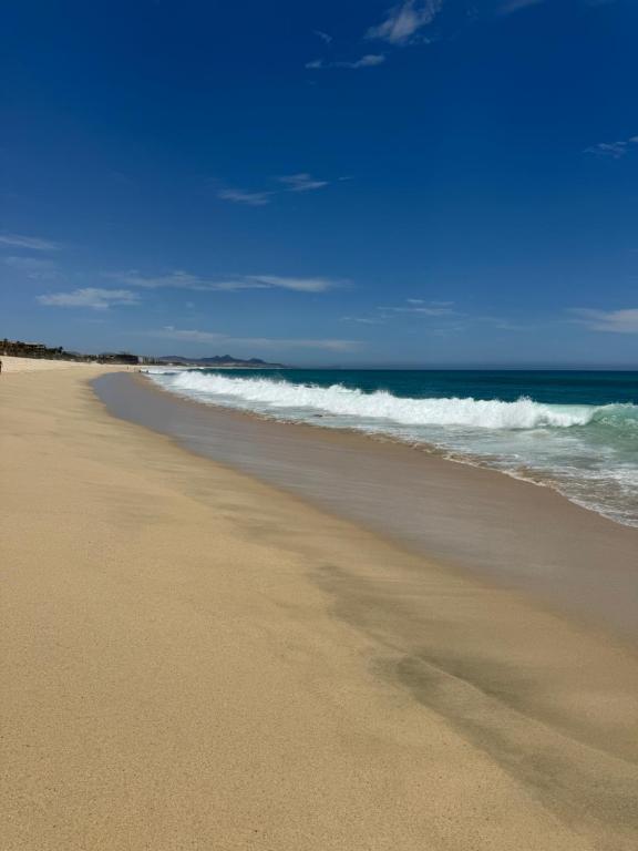 Beach front beautiful one bedroom Condo - 2