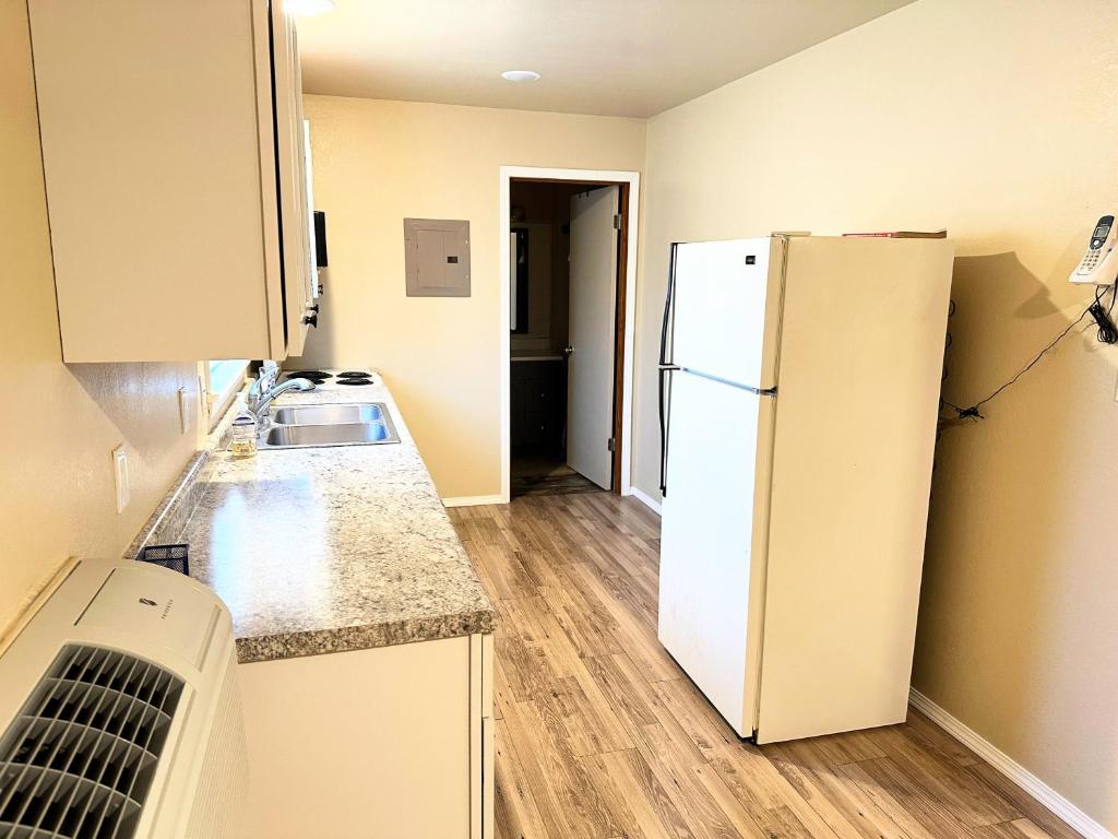 Westerner Motel 썸네일