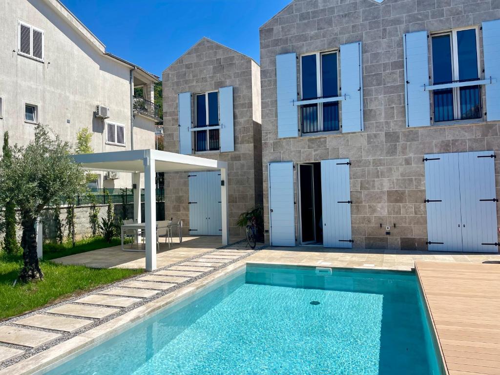 Villa Lastva 2 - five star luxury villa with pool - 2