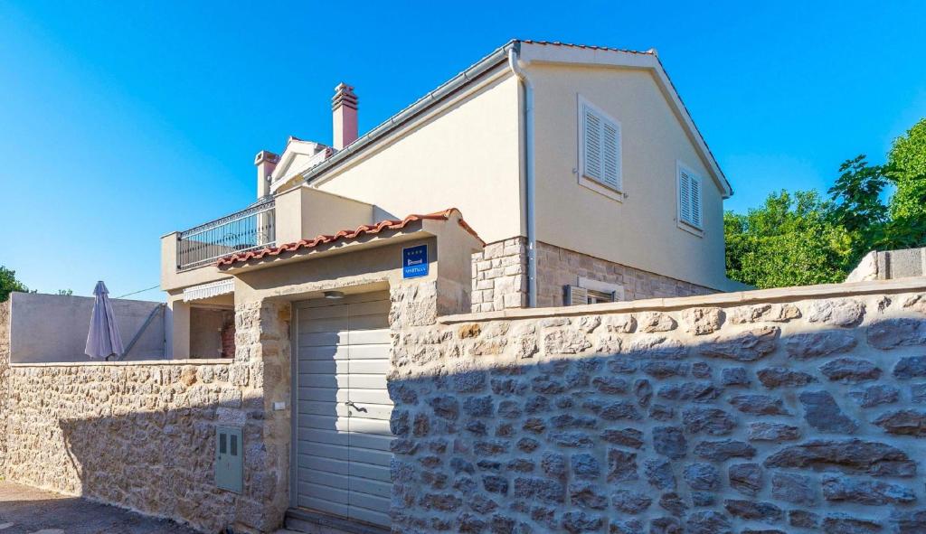 MY DALMATIA - Holiday home near the beach Marijanka, Petrcane