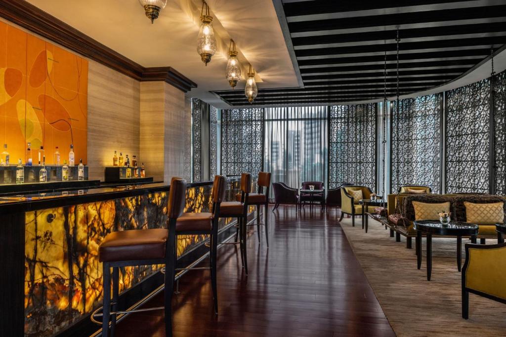 Pub/salon