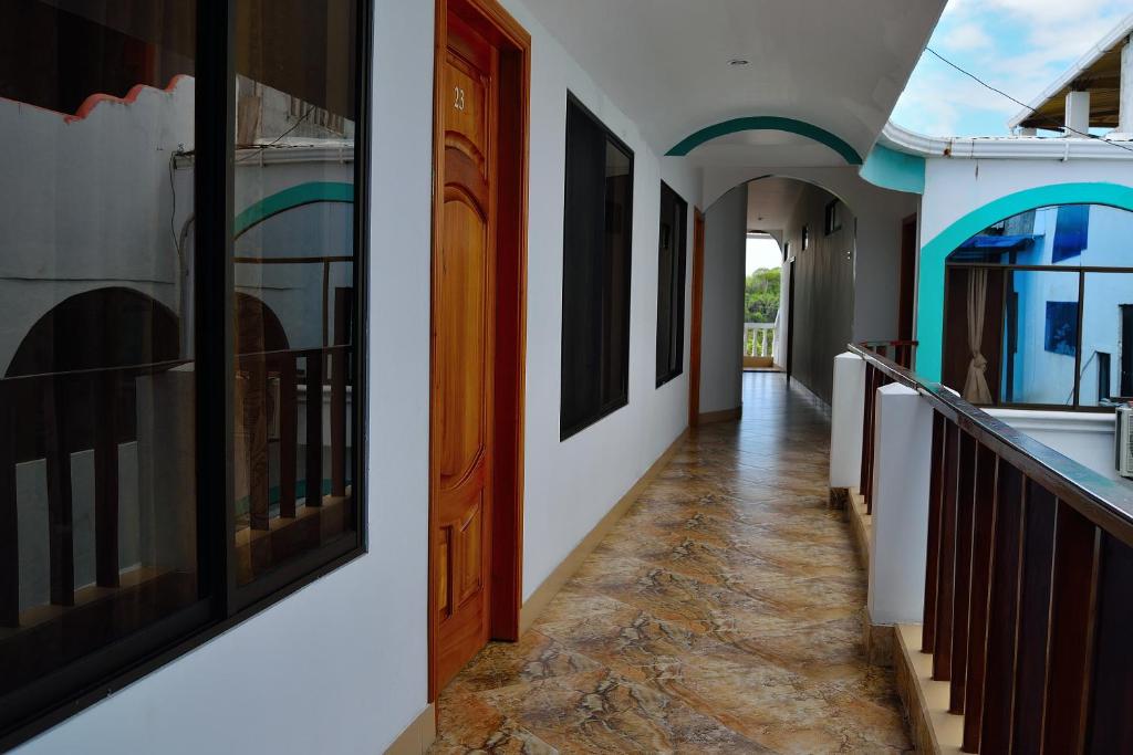 Hostal Sir Francis Drake photo