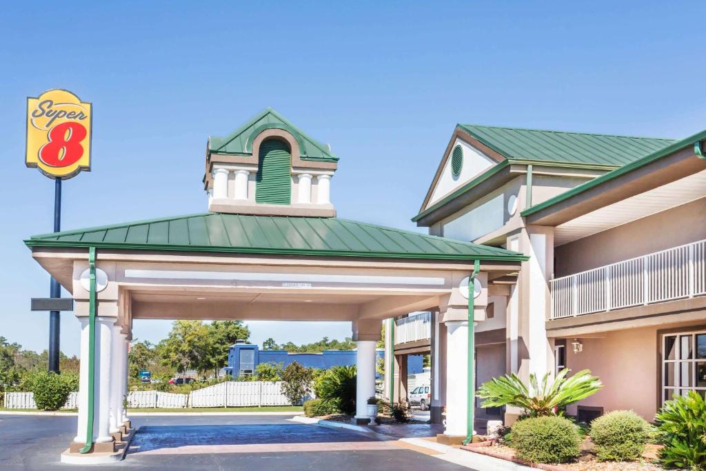 Super 8 by Wyndham Marianna, Marianna