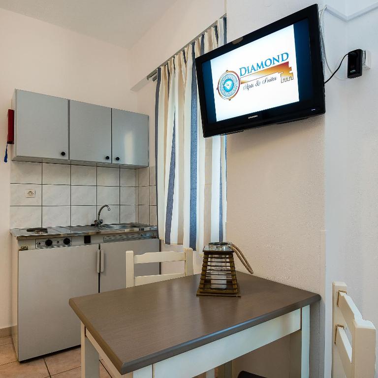 Diamond Apartments & Suites — Hotel rooms in Hersonissos