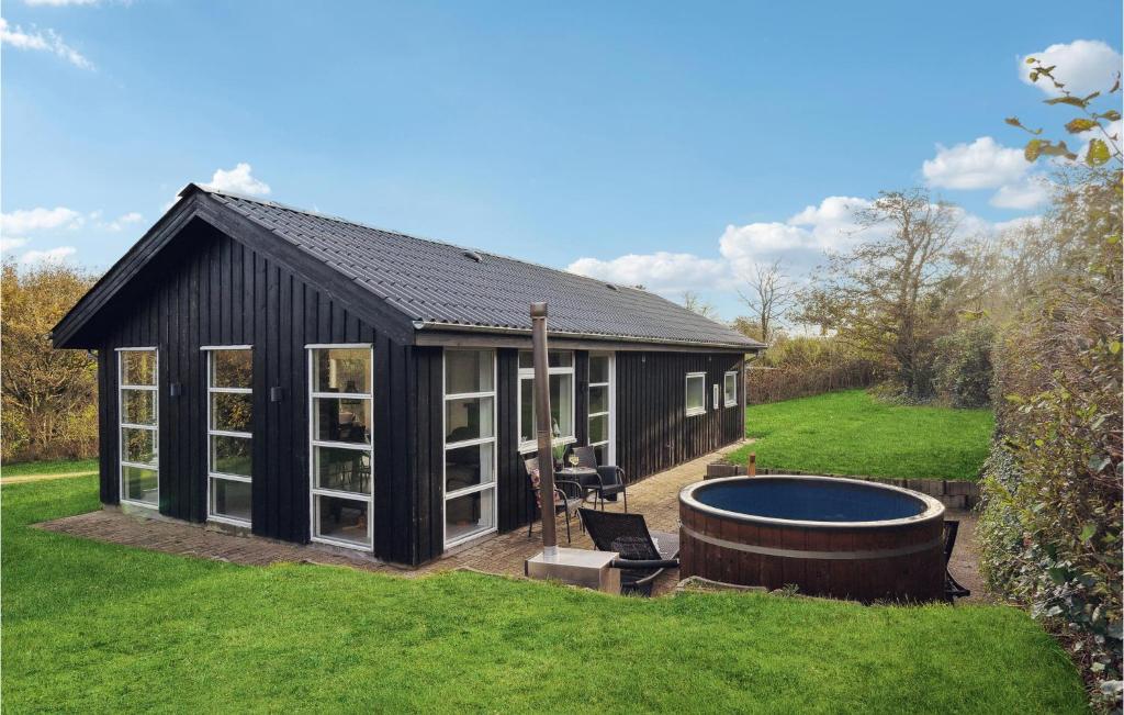 Cozy Home In Struer With Wifi, Struer