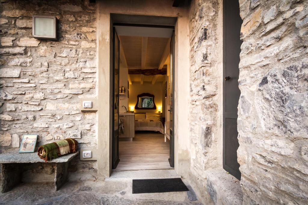 Le Casette Apartments - byMyHomeinComo photo