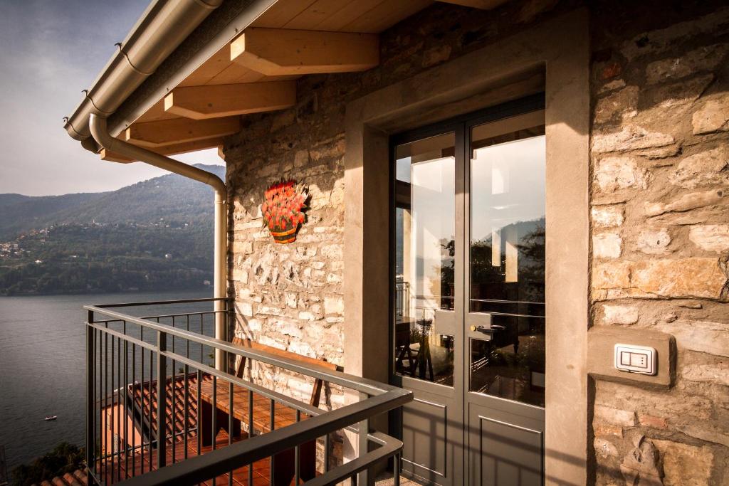 Le Casette Apartments - byMyHomeinComo photo