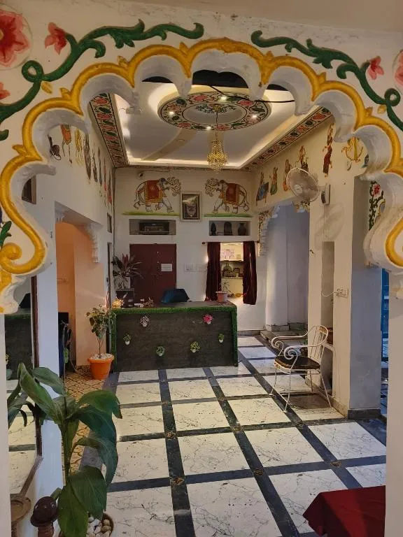 Hotel Ushaan Haveli，位于乌代浦的酒店