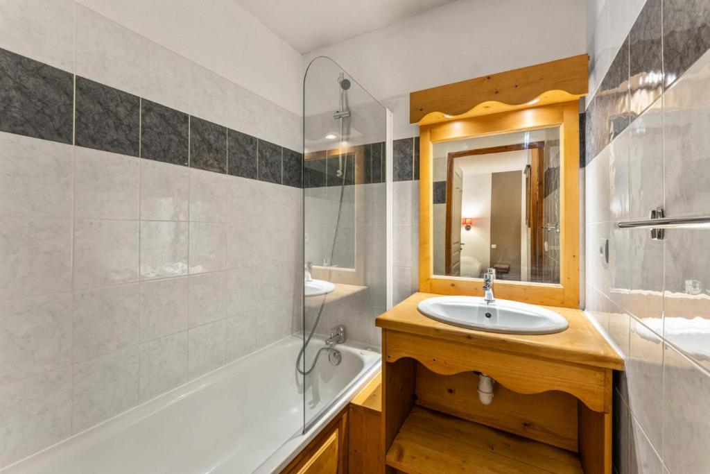 Résidence Les Hauts De Preclaux - Studio avec jolie vue sur la place des Orres 1800 MAE-8011 - 4