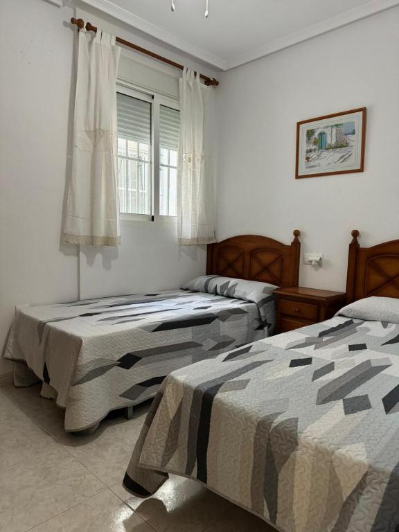 Apartamento muy cómodo en playa del cura, Torrevieja