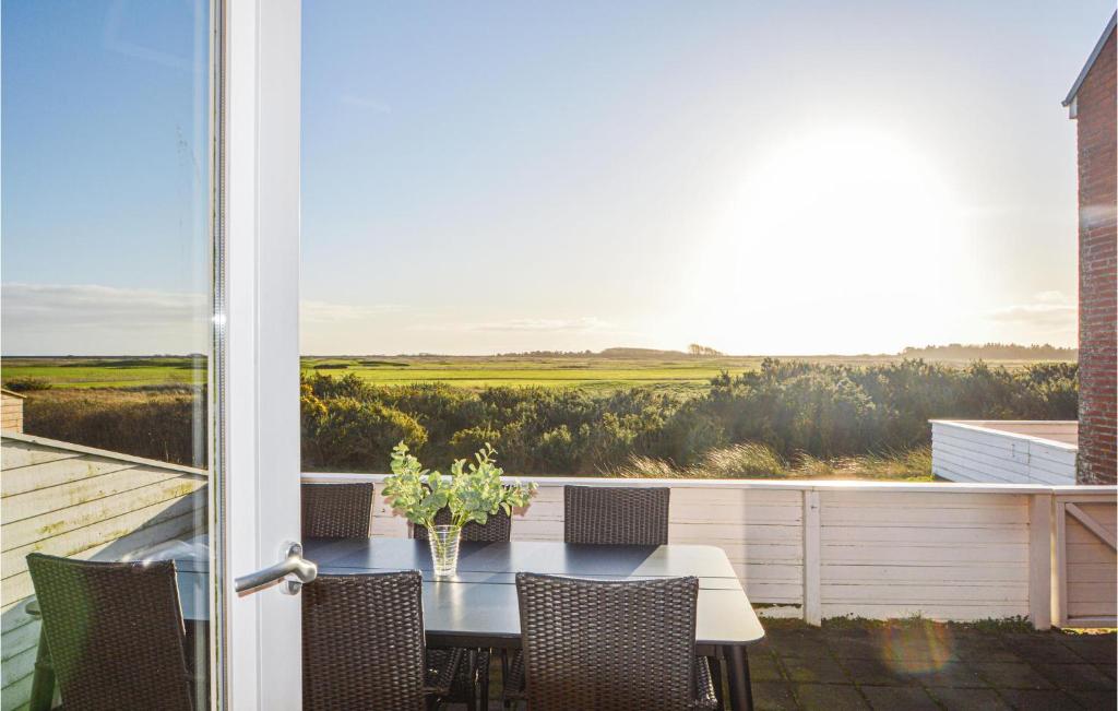 Apartment No 195, Sønderby