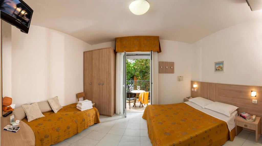 Hotel Alfonsina - 4
