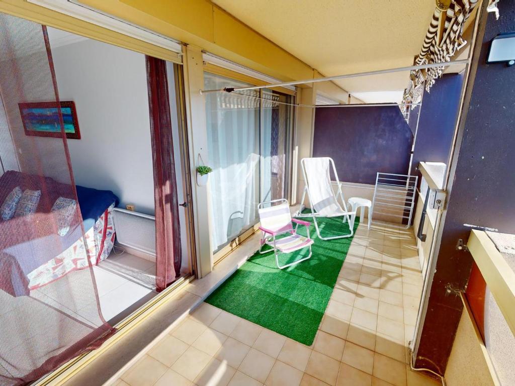 2P calme avec terrasse, piscine, parking et wifi - FR-1-196-368 - 2