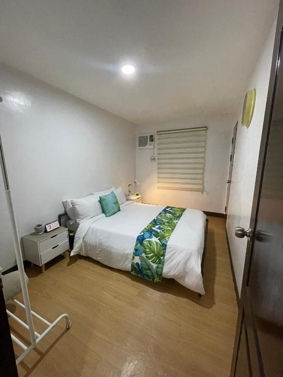 Pet-friendly 1BR Condo Unit in Imus with Wifi Netflix -Min 2 nights, Imus
