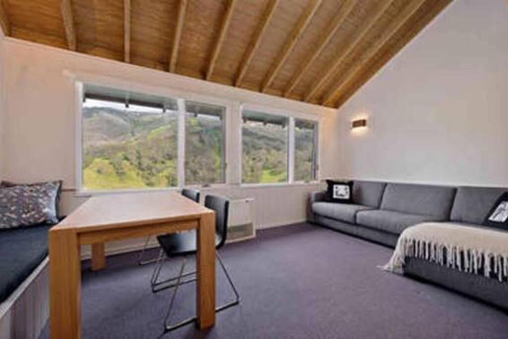 Banjo 3 Chalet - Magnificent view and great location, Thredbo