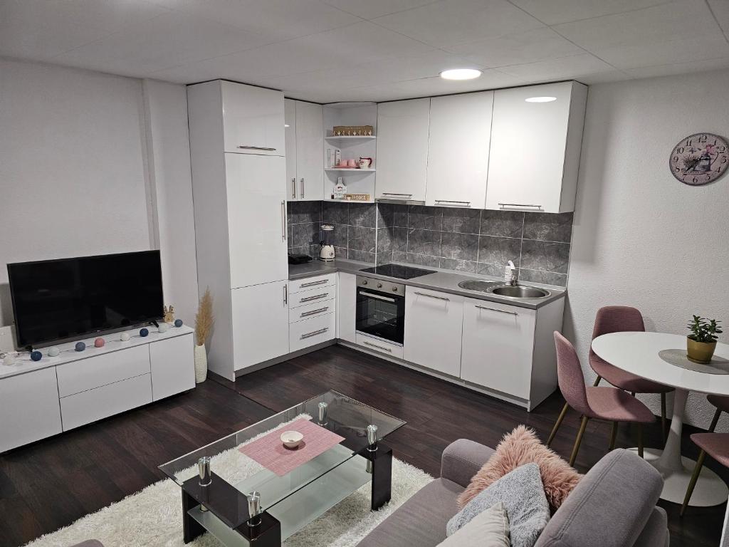 Apartman Nova Varos - 2
