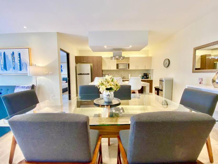 Modern 2-Bedroom, 2-Bath Apartment in the Heart of Playa del Carmen- Arenis Condos - 4