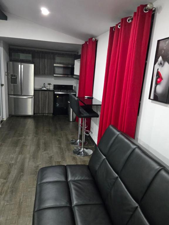 Perfect suite #5, San Juan