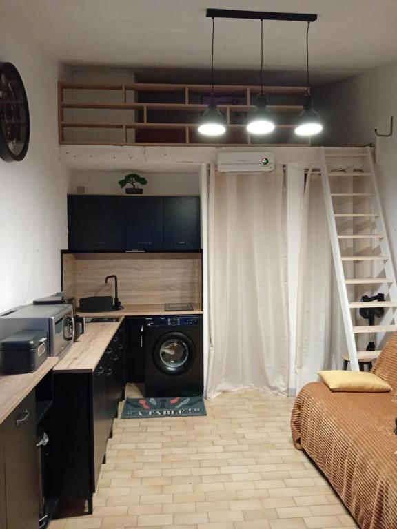 Appartement climatisé avec parking privé dans résidence les hautes vignes - 1