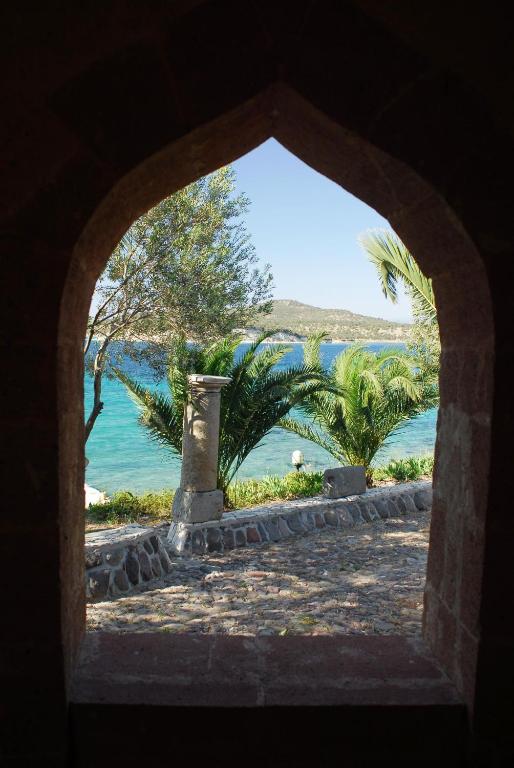 Oliviera Private Island Hotel - Kalem Island photo