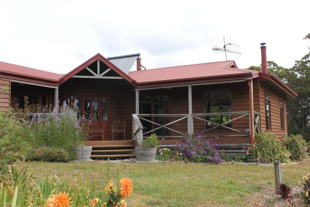 Eagle's Roost Farmstay B&amp;B — Hotel in Rocky Cape