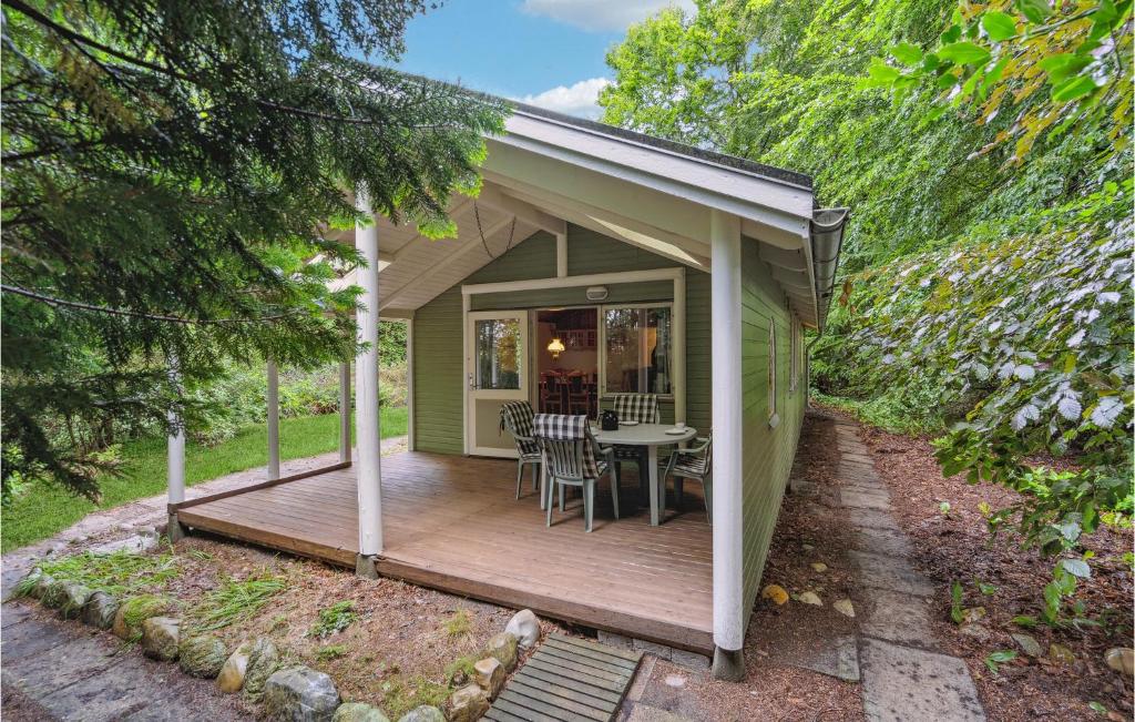 Beautiful Home In Tarm With Wifi, Lyne