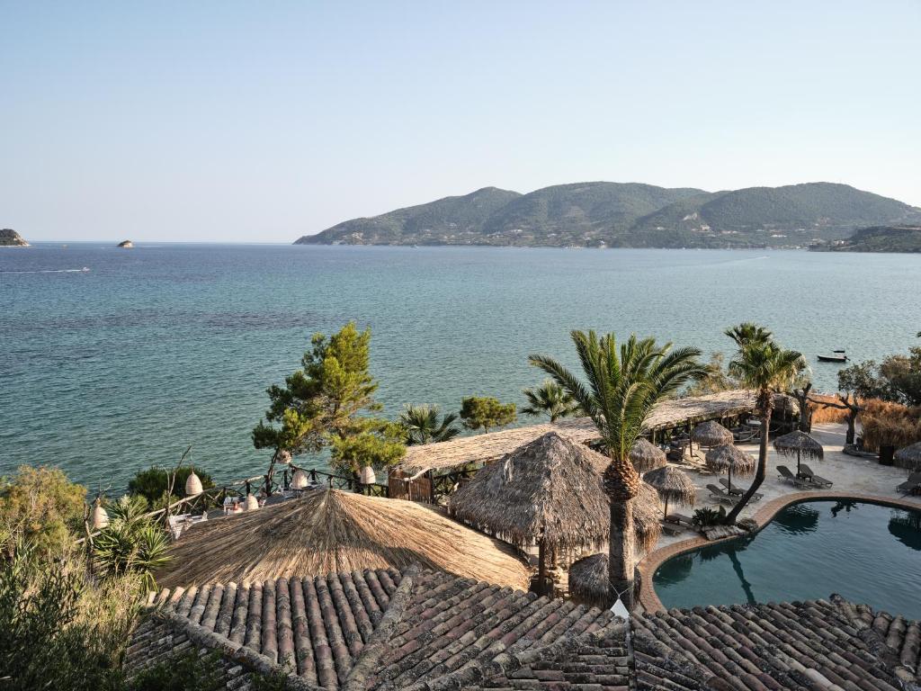 Gloria Maris Hotel Suites and Villas — Hotel building in Laganas, Ionian Islands