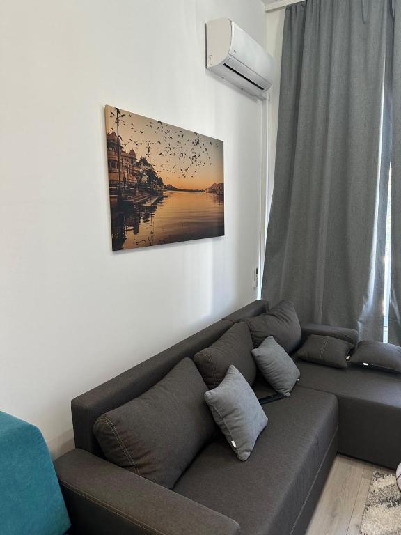 lovely studio apartment - 4