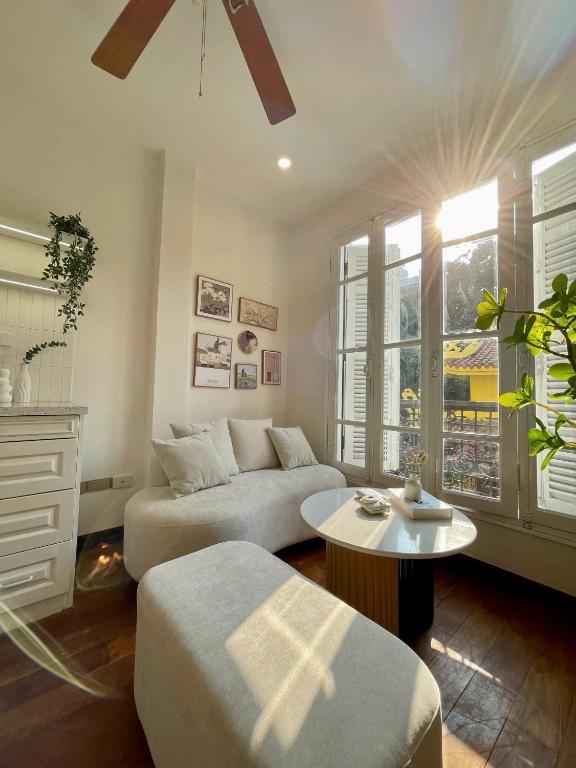 AnNam &#8211; Truc Bach Lake &#8211; StreetFood &#8211; Central Location