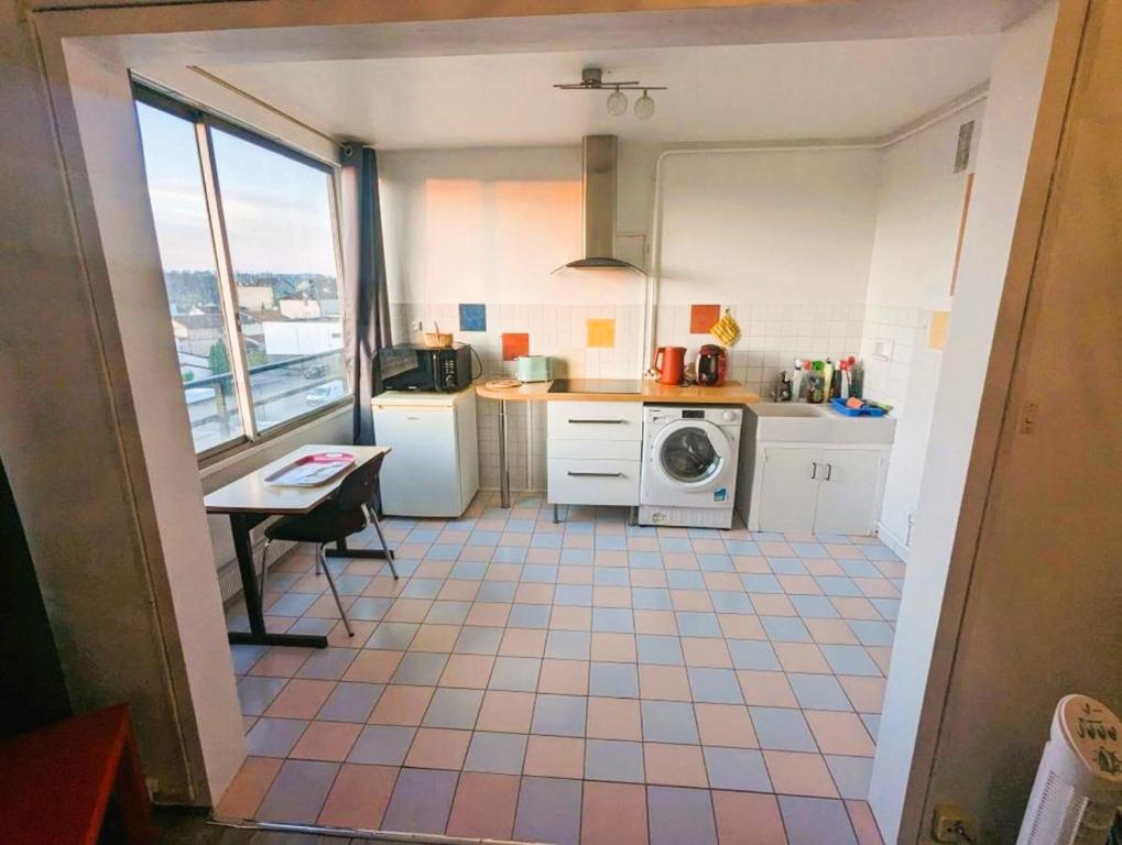 LIMOGES,LA vue, 7e ciel, ascenseur !, Limoges