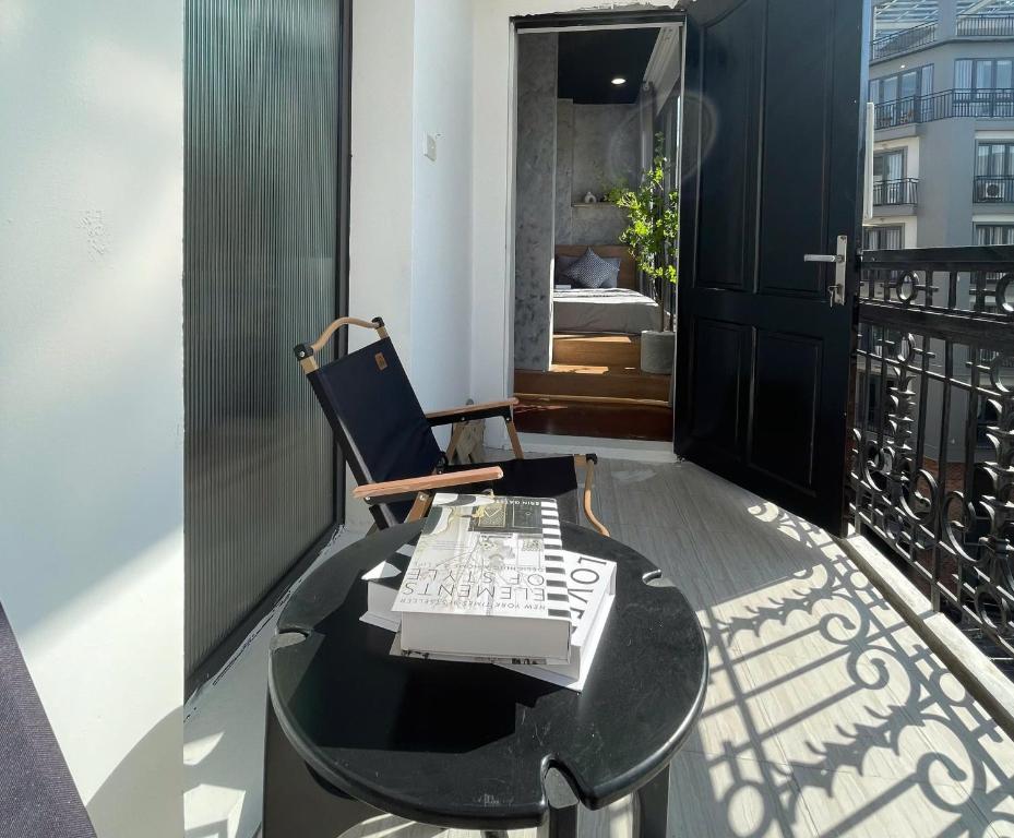 AnNam &#8211; Truc Bach Lake &#8211; StreetFood &#8211; Central Location