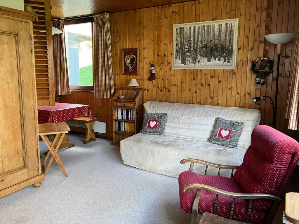 2 pièces au cœur du village avec balcon à La Clusaz - FR-1-459-16 - 1