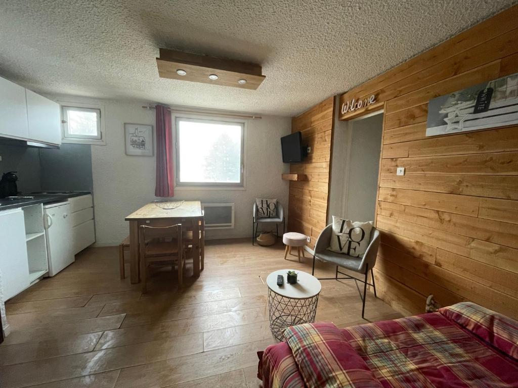 T2 cosy, pieds des pistes 4 pers. centre station, Les Deux Alpes