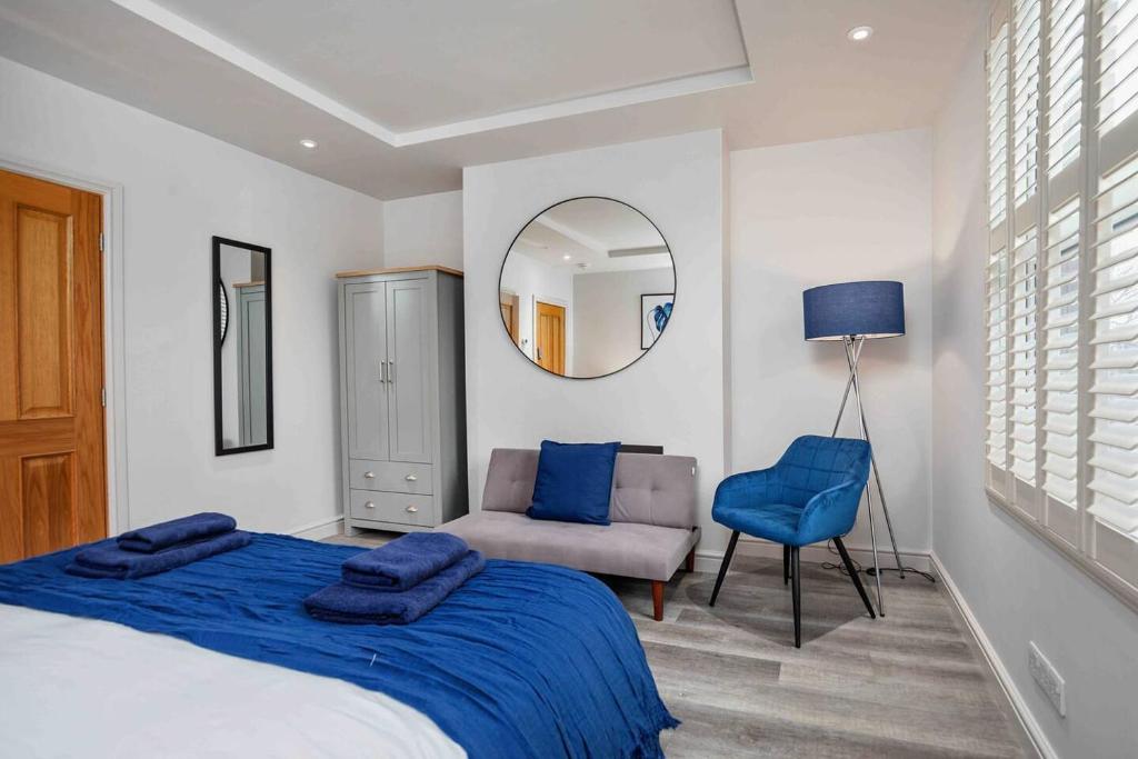 Spacious, High Spec & Modern, Sheffield