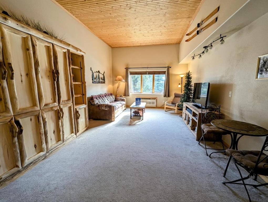 Gateway Lodge 5062 by SummitCove Lodging, Keystone