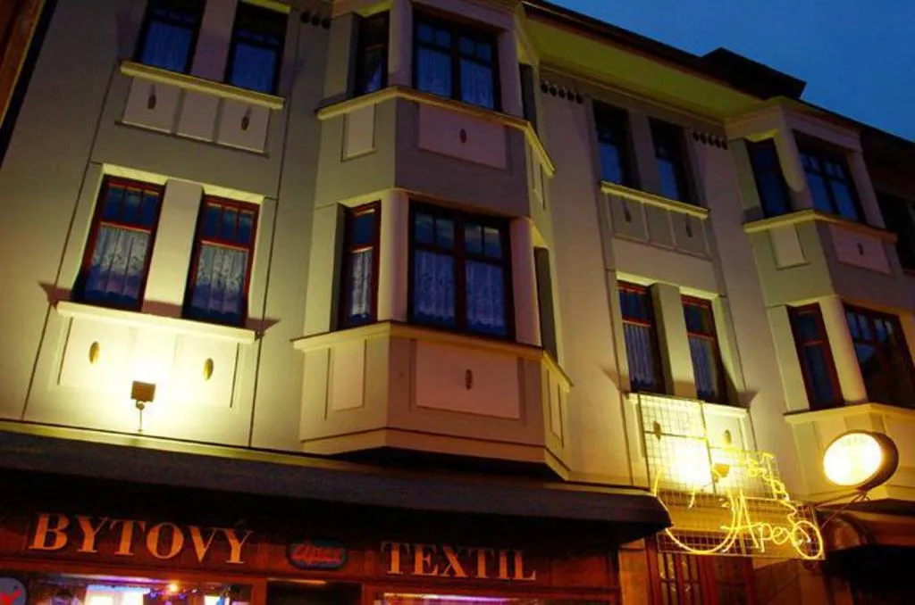 Penzion-Apex, hotel di Kdyně