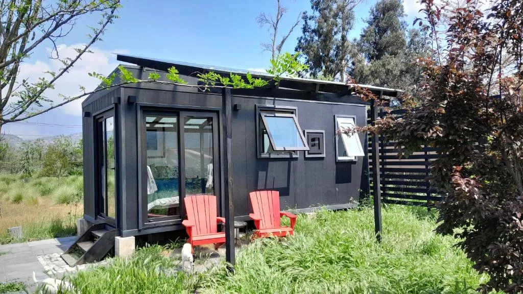 Linda Tiny House con desayuno，位于皮尔克的酒店