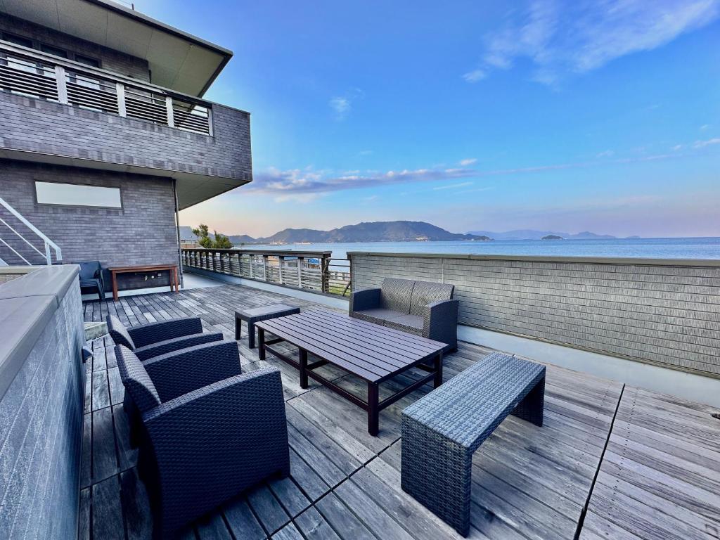 GARDENIA Ocean Front Tsuda, Tsuruwa